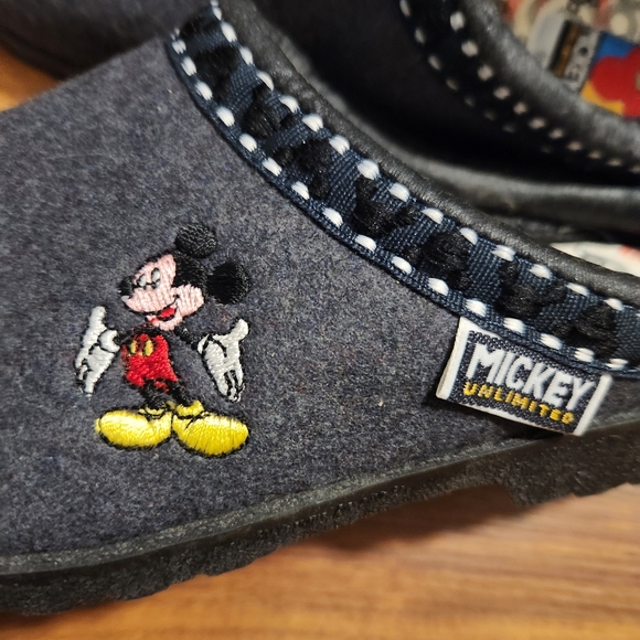 Mickey Women's Size 7 Slip On Sandal - Picture 8 of 10